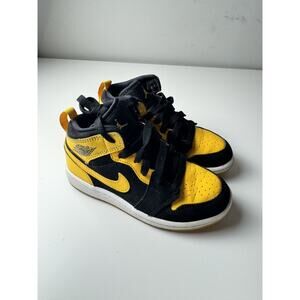 Jordan 1 MID (TD) New Love 2017 Size 11c